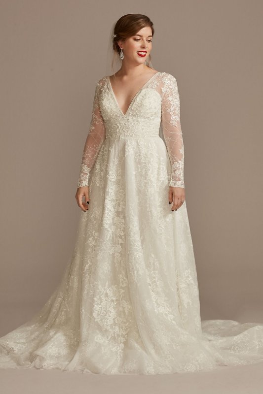 Lace Long Sleeve Keyhole Back Wedding Dress CWG893