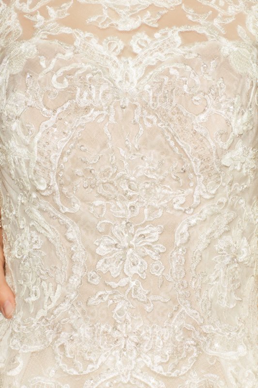 Long Sleeve Beaded Lace Plus Size Wedding Dress 8SLCWG780