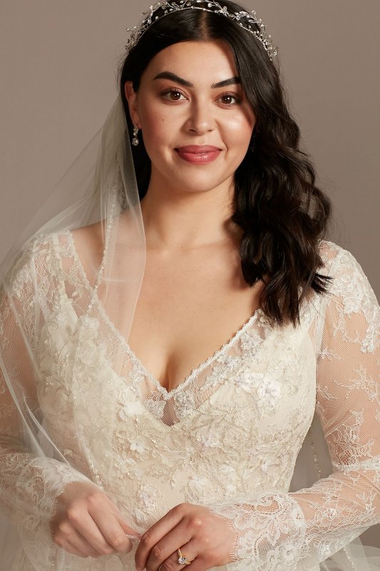 Long Sleeve Chantilly Lace Plus Size Wedding Dress 8MS251227