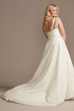 Linear Lace Plus Size Wedding Dress 8MS251173