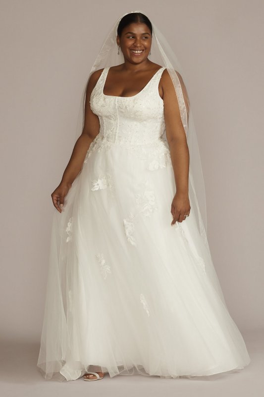 Floral Scoop Neck Tank Plus Size Wedding Gown 9WG4062