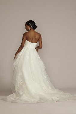Scalloped Stretch Lace Halter Petite Wedding Dress 7WG4047