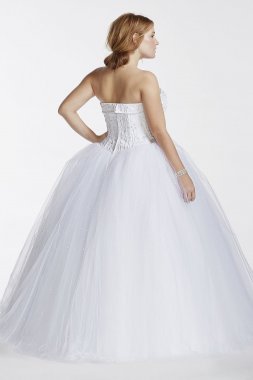 Lace and Tulle Cross-Back Plus Size Wedding Dress Collection 9WG3963