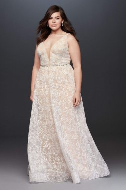 Strappy V-Neck Lace Plus Size Sheath Wedding Dress 9WG3959