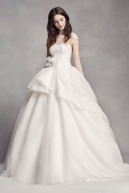 Lace Illusion Wedding Dress VW351315