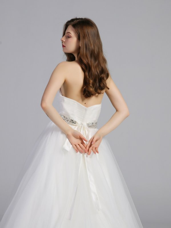 Strapless Sweetheart Tulle Wedding Dress AB202038