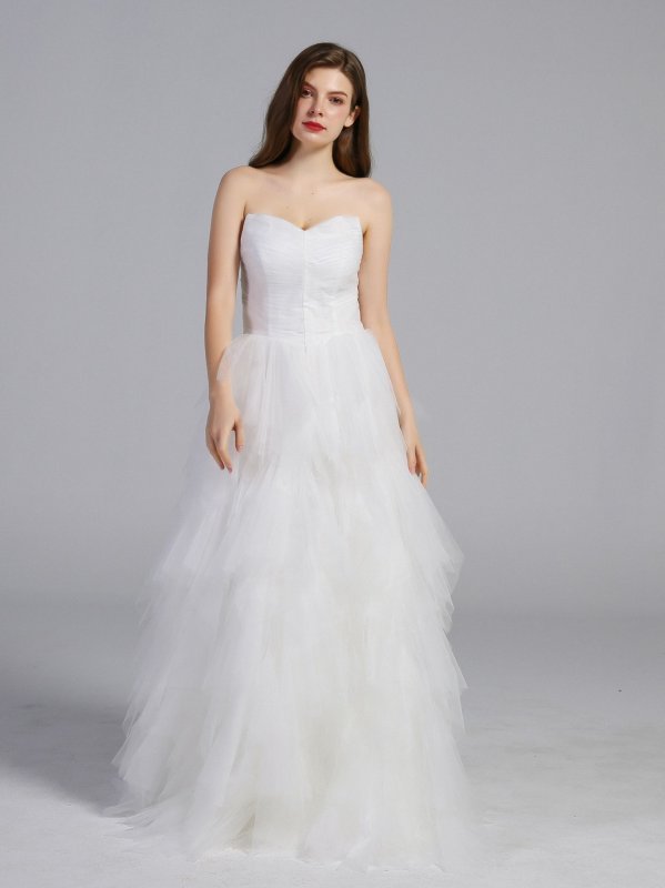 Peaked Sweetheart Tulle Ball Gown Wedding Dress AB202028