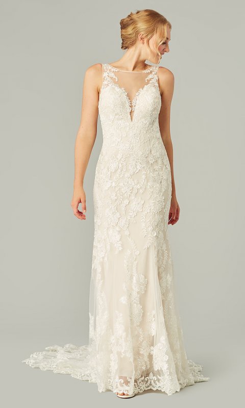 Camila: Long Lace Bridal Gown KL-300164