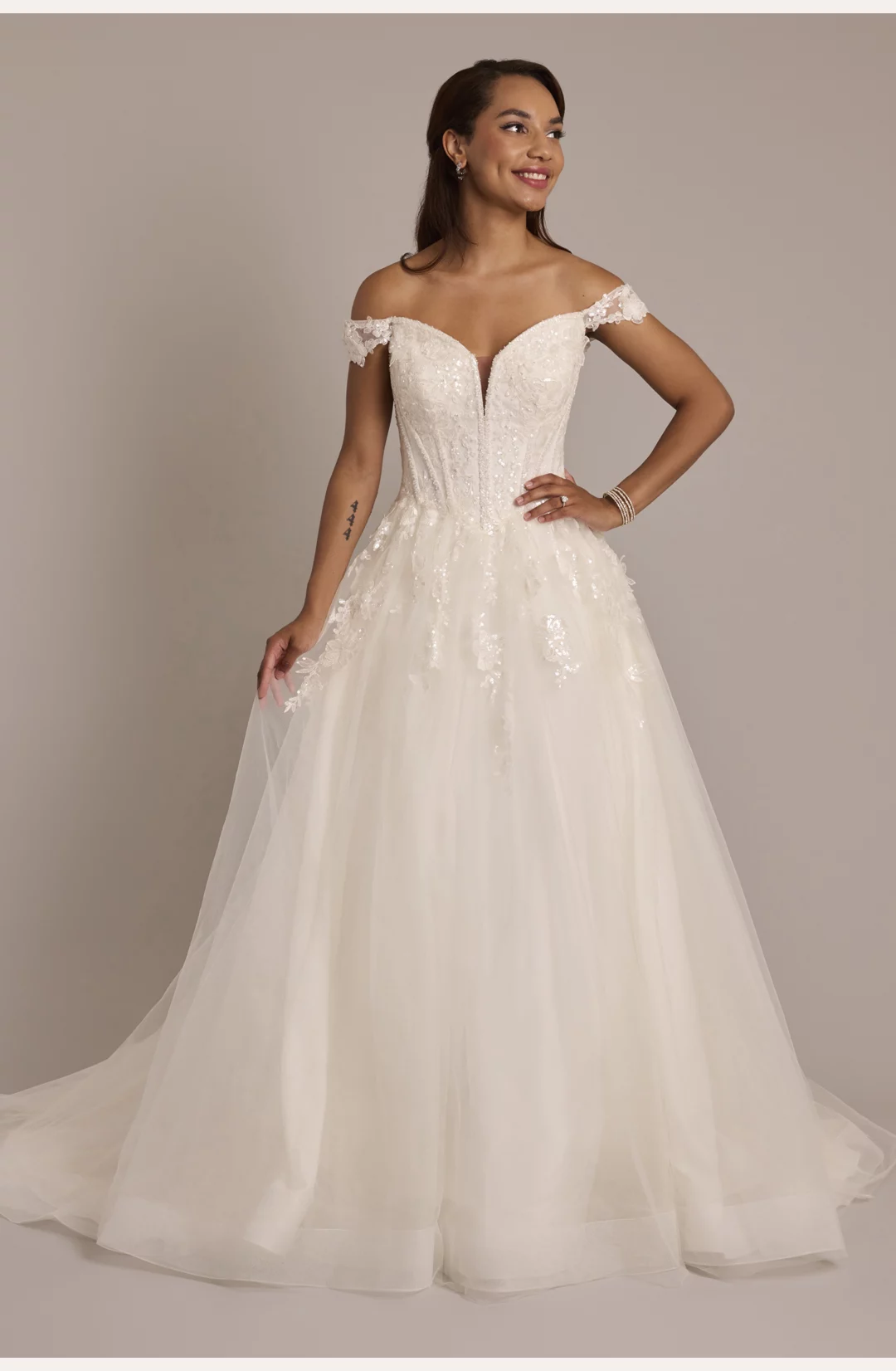 Lace and Tulle Ball Gown Wedding Dress STYLE# CWG1001